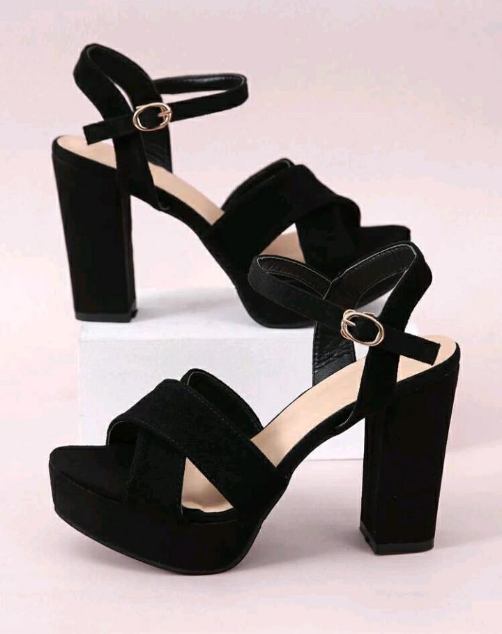 Heel Square-toe Sandals