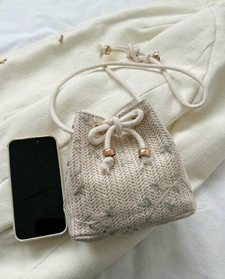 Mini Straw Bag