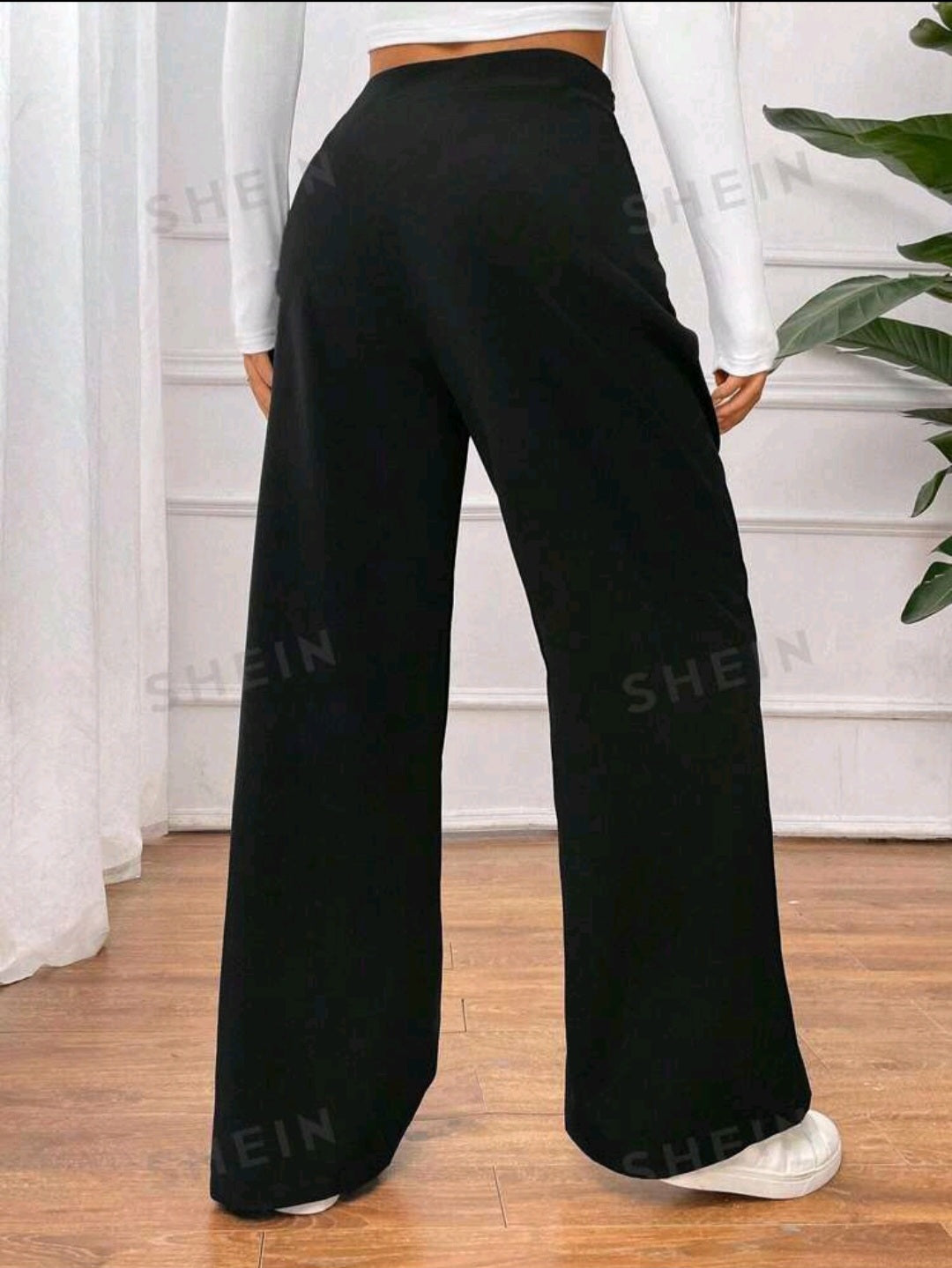 V-Waist Pants